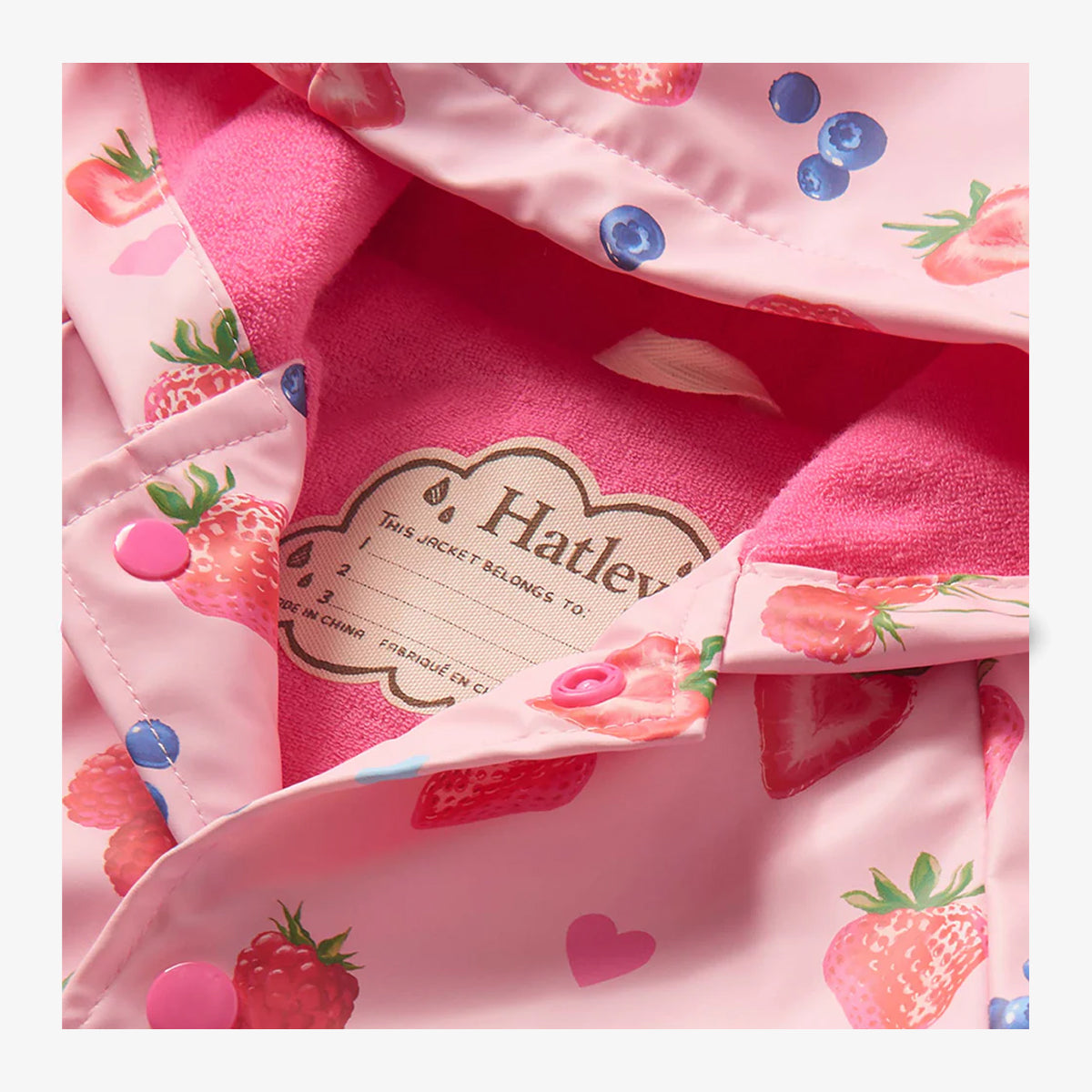 Hatley Regenmantel mit Druckern rosa mit Sommerfrüchten